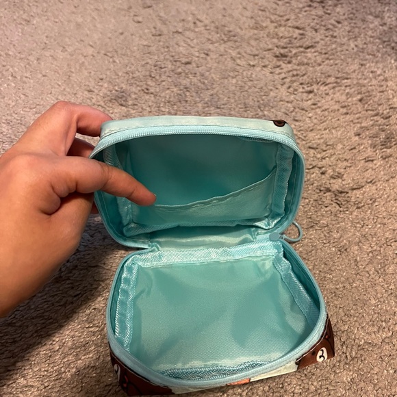 Bears small zip makeup bag - Picture 3 of 3